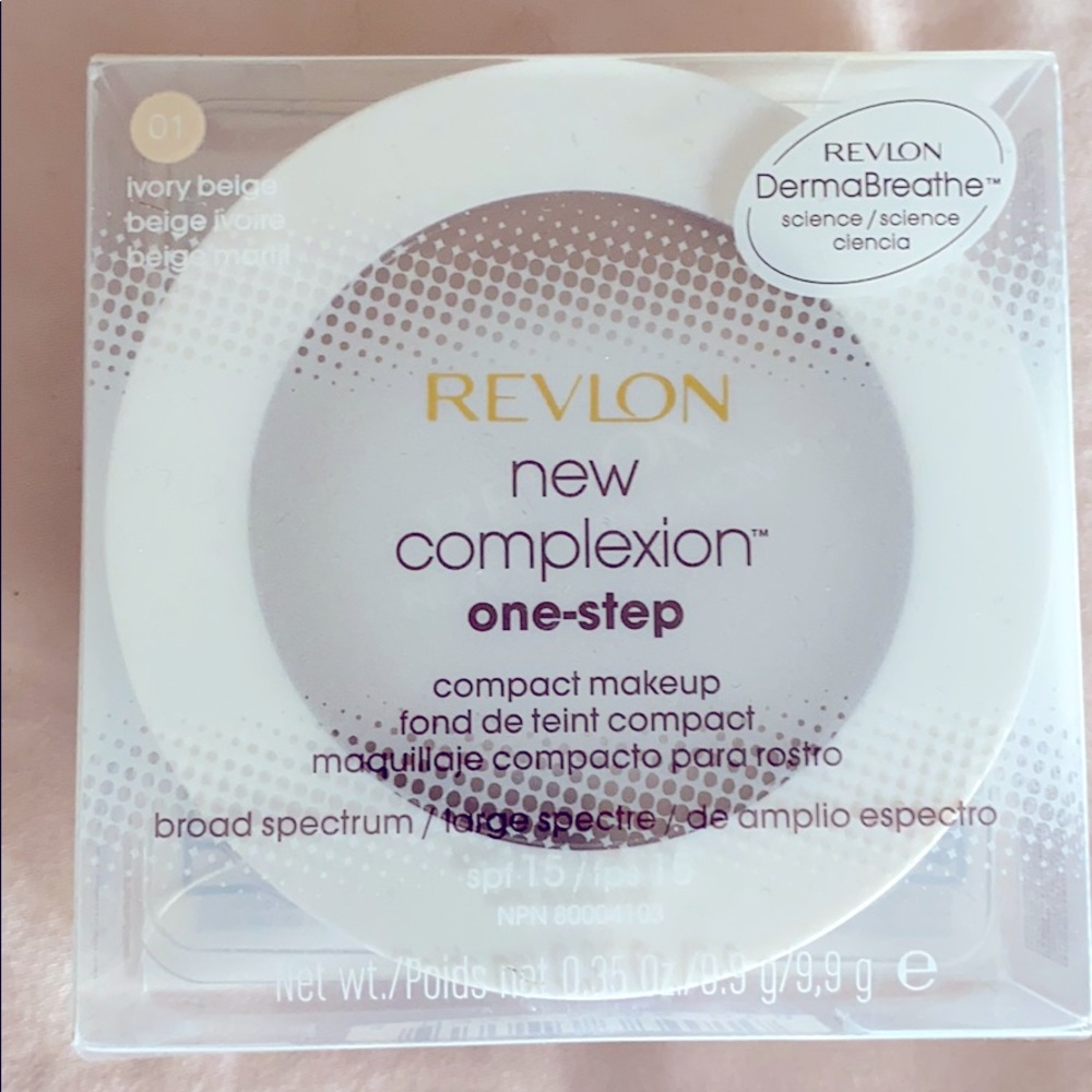 REVLON new complexion one-step compact makeup
